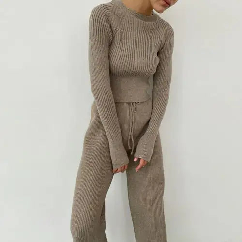 Load image into Gallery viewer, Knitted Wide-leg Pants and Top Set
